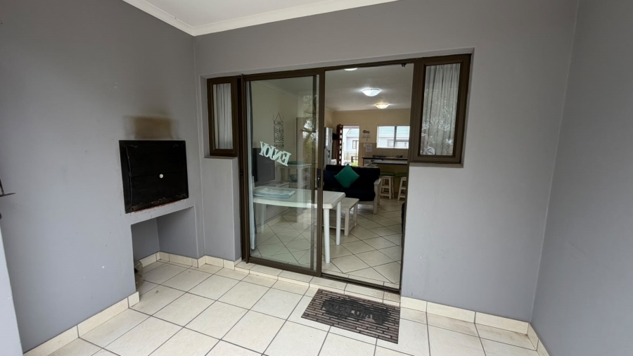 2 Bedroom Property for Sale in Hartenbos Central Western Cape